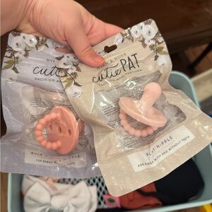 Ryan & Rose Cutie PAT Pacifiers (2 Pack) Bulb and Flat Styles
